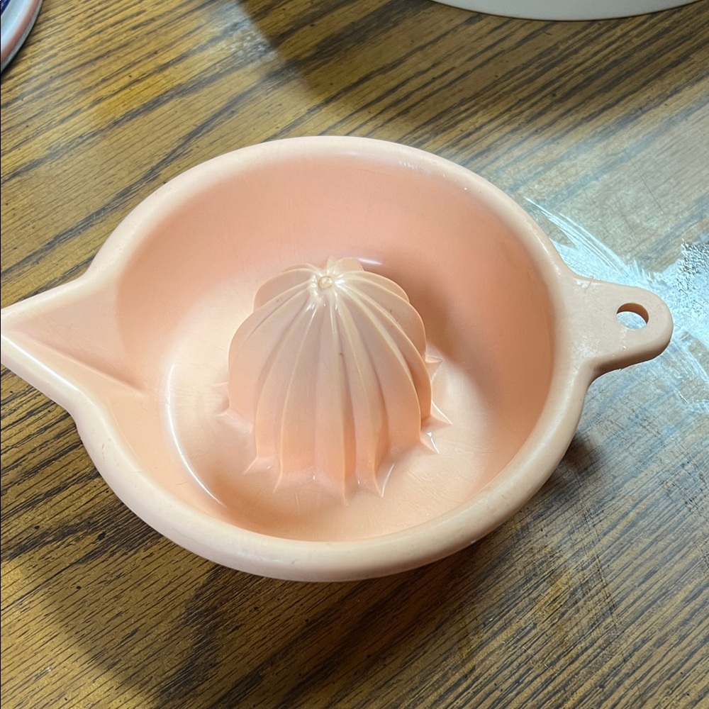 Pink Citrus Juicer